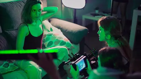Momento del rodaje del cortometraje 'El d&iacute;a que se acaba', de Lourdes Nicol&aacute;s | FOTO: UMU