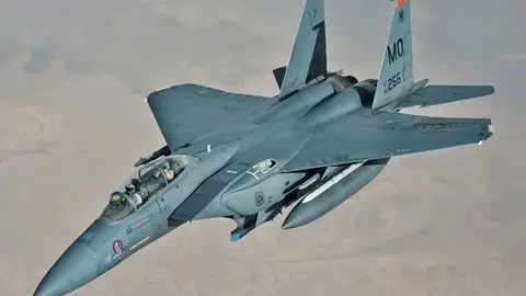 Caza americano  modelo McDonnell Douglas F-15E Strike que ha sobrevolado Murcia | FOTO: WIKIPEDIA