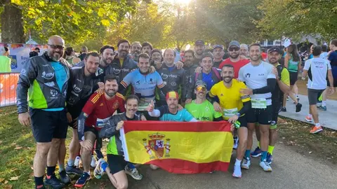 Participantes murcianos en la carrera a favor de los afectados de fibrosis qu&iacute;stica