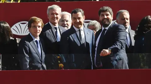 L&oacute;pez Miras en el desfile por el D&iacute;a de la Hispanidad