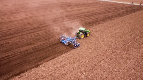 2.100 agricultores y ganaderos se benefician de las ayudas de tres millones de euros para asesoramiento a las explotaciones agrarias