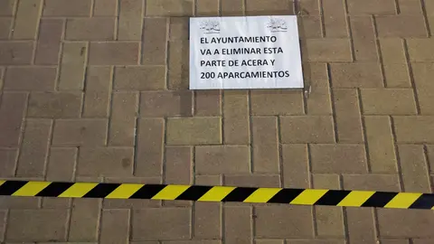 Los vecinos, en contra de poner m&aacute;s carriles en la Calle Mayor.