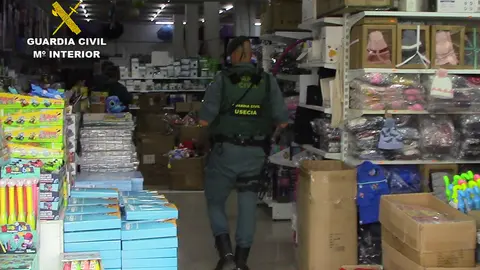 La Guardia Civil investiga a siete personas por vender productos falsificados en Murcia y el Alto Guadalent&iacute;n