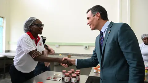 Pedro S&aacute;nchez, en una imagen de su viaje a &Aacute;frica