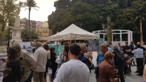 Carpa informativa, la pasada semana, en el Jard&iacute;n de Floridablanca