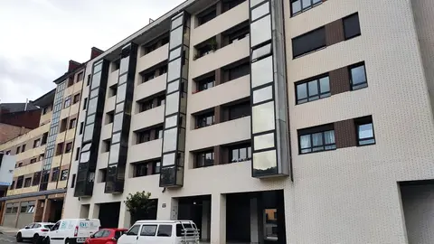 Edificio de viviendas (Foto: La Pen&uacute;ltima)