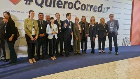 Nutrida representaci&oacute;n de empresarios y directivos de empresa de la Regi&oacute;n