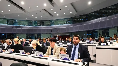 L&oacute;pez Miras participa en la sesi&oacute;n plenaria del Comit&eacute; Europeo de las Regiones (Foto: CARM)