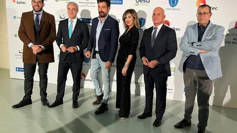 La sociedad civil, empresarial y pol&iacute;tica celebran el 40 aniversario del Estatuto con La 7