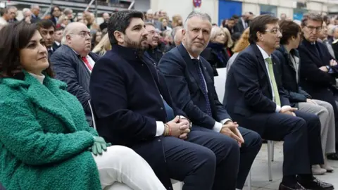 Fernado L&oacute;pez Miras, junto a otros presidentes auton&oacute;micos
