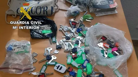 Efectos intervenidos (foto: Guardia Civil)