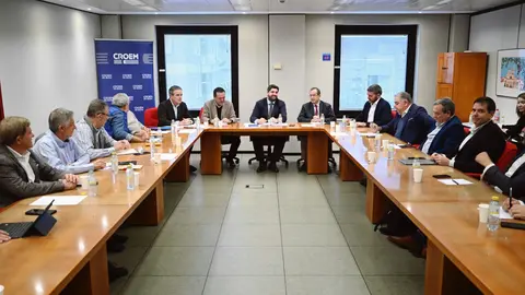Componentes de la mesa del Agua (Foto: CARM)