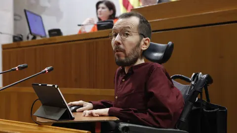 El portavoz de Podemos en el Congreso, Pablo Echenique