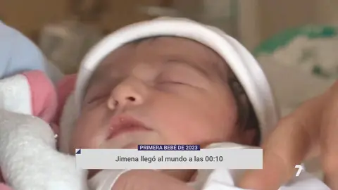 Jimena, el primer beb&eacute; del a&ntilde;o en la Regi&oacute;n