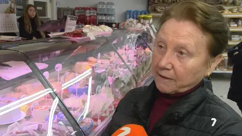 Los murcianos siguen sin notar la bajada del IVA: "Es un enga&ntilde;amuchachos"