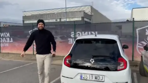 Piqu&eacute; en un Twingo