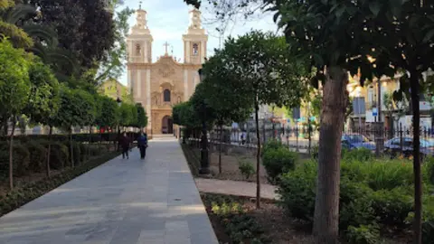 Jard&iacute;n de Floridablanca en Murcia