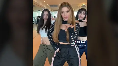 Coreograf&iacute;a de Shakira para 'Sesi&oacute;n 53' con Bizarrap