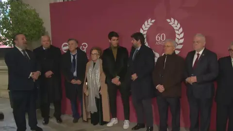 Foto del acto de entrega de los 'Laureles de Murcia' (foto: La 7)