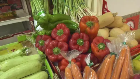 Las verduras est&aacute;n entre los productos que los nutricionistas recomiendan consumir diariamente (foto: La 7)
