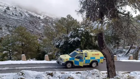 La nieve ti&ntilde;e de blanco el Noroeste, Sierra Espu&ntilde;a y el Altiplano