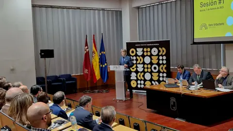 El consejero de Econom&iacute;a, Hacienda, Fondos Europeos y Administraci&oacute;n Digital, Luis Alberto Mar&iacute;n, inaugura el Foro Tributario, que re&uacute;ne a la administraci&oacute;n y a los colaboradores sociales