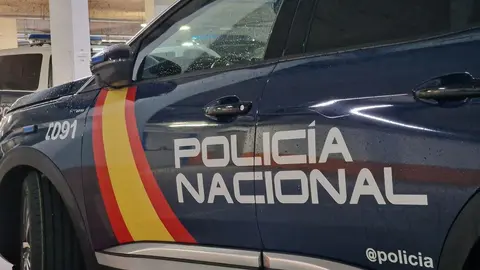 Veh&iacute;culo de la Polic&iacute;a Nacional