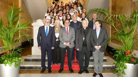 Imagen de la presentaci&oacute;n de la caminata solidaria 'Magic Line SJD'