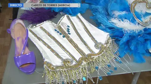 &Uacute;ltimos retoques para la celebraci&oacute;n del carnaval del Cabezo de Torres.
