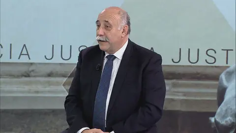 Francisco Mart&iacute;nez Escribano, decano del Colegio de Abogados de Murcia (foto: La 7)