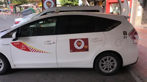 Taxi aparcado en una parada de Murcia