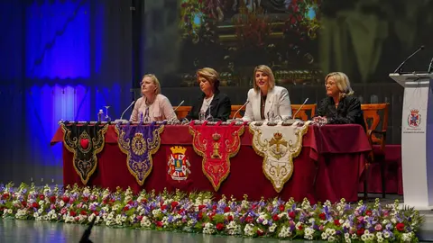El preg&oacute;n de la Semana Santa 2023 hace historia en un acto presidido por mujeres
