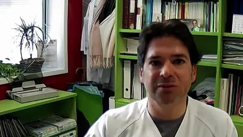 Roberto L&oacute;pez, experto en Trastornos del Sue&ntilde;o en el Hospital Reina Sof&iacute;a (foto: La 7)