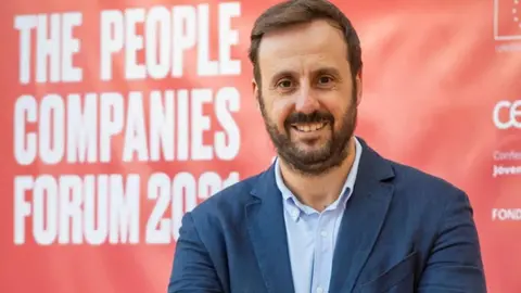 Gin&eacute;s &Aacute;ngel Garc&iacute;a, presidente de AJE Regi&oacute;n de Murcia