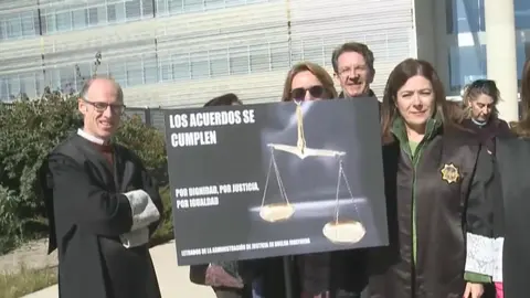 Imagen de archivo de una de las protestas de la huelga de los LAJ (foto: La 7)