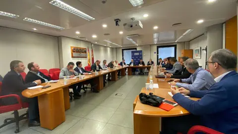 La Mesa del Agua expresa su preocupaci&oacute;n tras el 'hachazo' al trasvase Tajo-Segura
