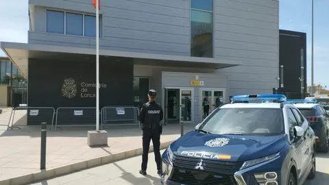 Imagen de la Comisar&iacute;a de Polic&iacute;a Nacional en Lorca (foto: Polic&iacute;a Nacional)