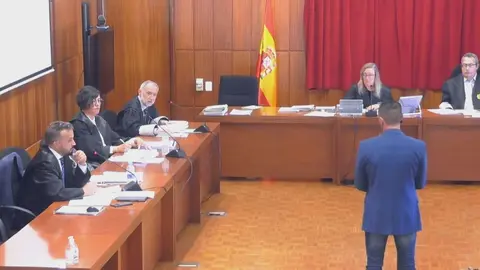 El acusado de matar a un hombre en Puerto Lumbreras en la Audiencia Provincial de Murcia (foto: La 7)