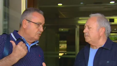 CC OO y UGT en la Regi&oacute;n de Murcia han tenido un d&iacute;a intenso en la Consejer&iacute;a de Hacienda de la Regi&oacute;n (foto: La 7)
