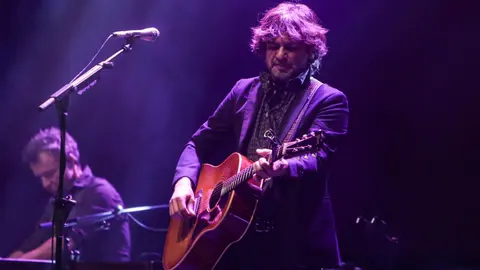 Quique Gonz&aacute;lez, en un concierto
