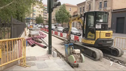 Obras y atascos en El Carmen