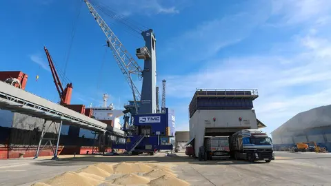 El tr&aacute;fico de mercanc&iacute;as en el Puerto de Cartagena sigue en alza