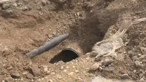 La tuber&iacute;a de una acequia se rompi&oacute; por culpa del temporal en Molina de Segura (foto: La 7)