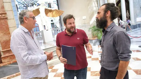 Firma del patrocinio de Fundaci&oacute;n Estrella de Levante