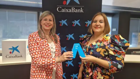 Caixabank: Elena Mar&iacute;a Esteban, premio a la aut&oacute;noma del a&ntilde;o en la Regi&oacute;n