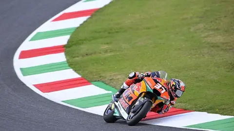 Pedro Acosta, rodando con su KTM