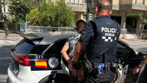 Detenci&oacute;n del 'gorrilla' | Foto: Polic&iacute;a Local de Murcia