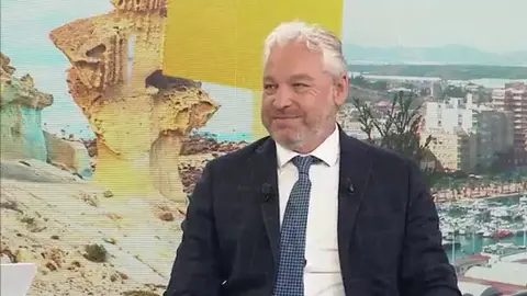 Gin&eacute;s Campillo, alcalde de Mazarr&oacute;n (foto: La 7)