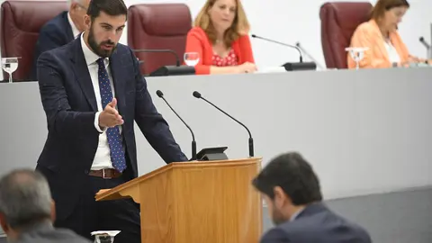 Jos&eacute; &Aacute;ngel Antelo durante su intervenci&oacute;n en el debate de investidura