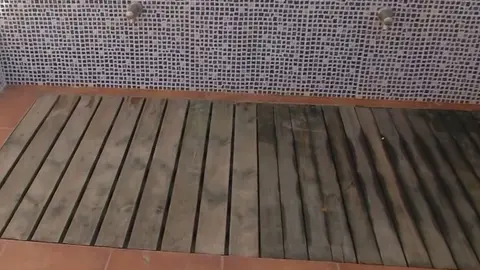 Lavapi&eacute;s de La Manga que ahorra gran cantidad de agua (foto: La 7)